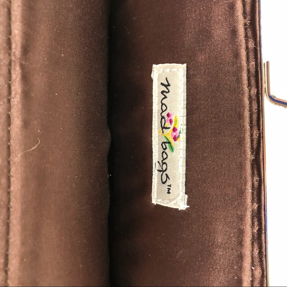 Mad Bags Shell Tile Clutch - Picture 4 of 7